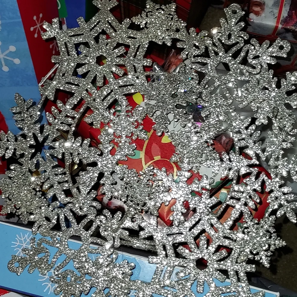 3 D Silver Snowflake Tree Topper 12